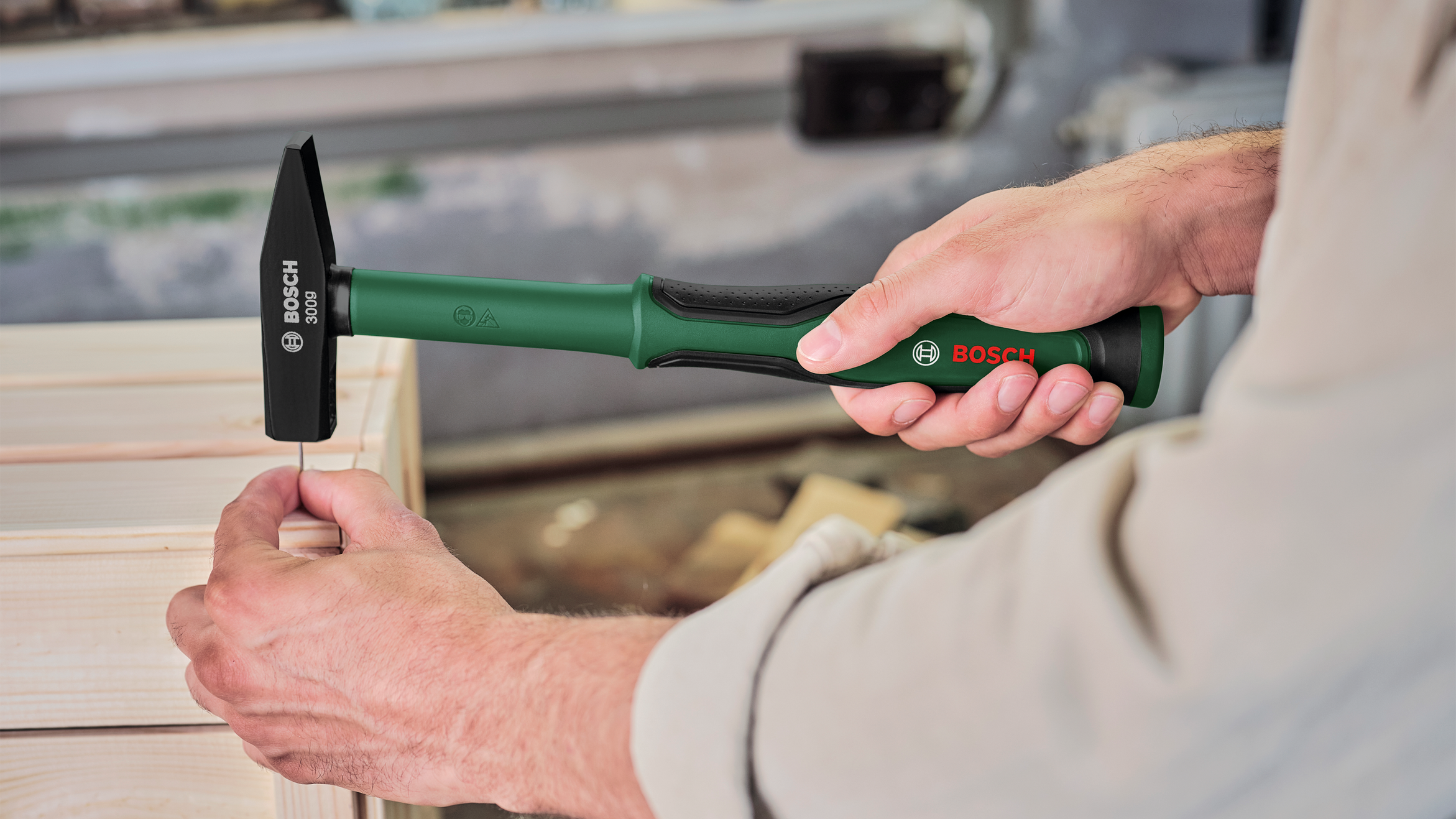 Universal Hand Tool Set 25-Piece